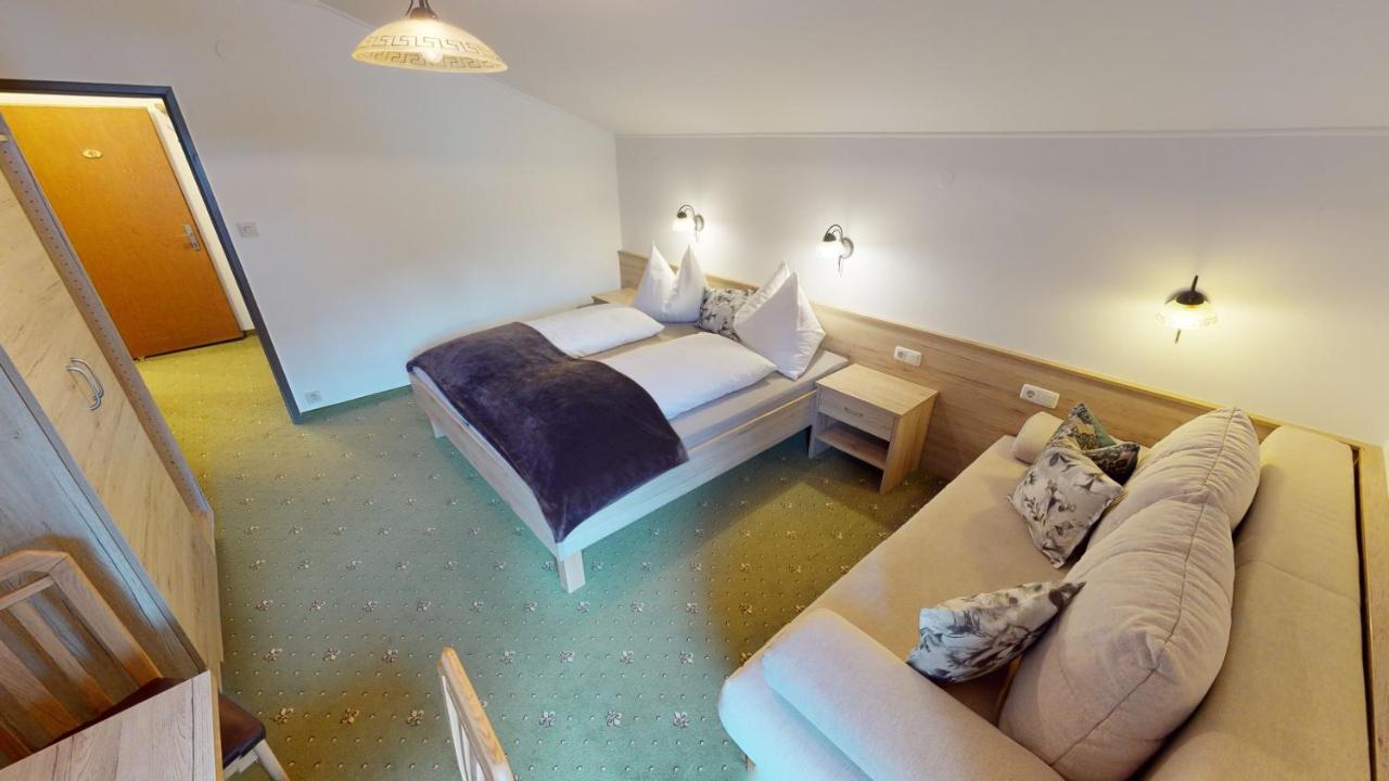 Pension Lagler Heiligenblut Extérieur photo